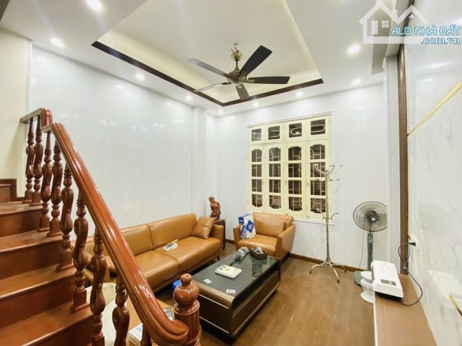 SIÊU PHẨM HỒ TÂY - 1 NHÀ RA PHỐ, 1 BƯỚC RA HỒ, Ô TÔ TRÁNH, KINH DOANH ĐỈNH, NHÀ ĐẸP Ở NGAY - 2