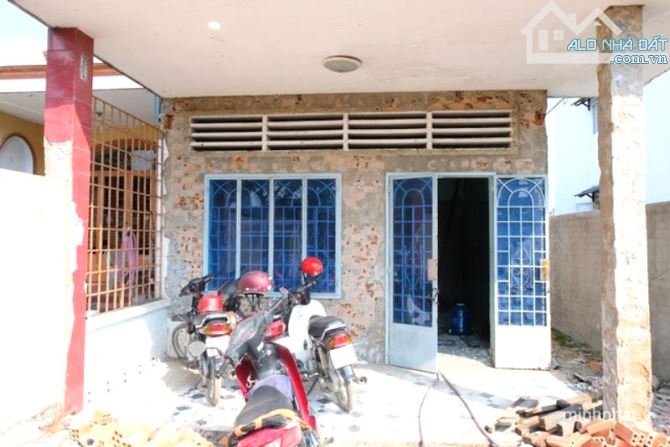 Bán nhà trệt lửng cũ DT 7x25 - MT đường Nguyễn Văn Công, phường Hạnh Thông - CHỈ 15.5 tỷ - 2