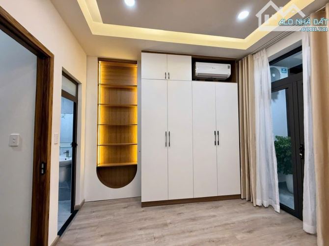 SIÊU PHẨM MẶT TIỀN ĐƯỜNG TRẦN BÁ GIAO - 2