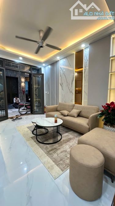 BÁN NHÀ MINH KHAI, NGÕ 4M, GẦN Ô TÔ, 2 MẶT THOÁNG, DT 45M2, GIÁ 10.39 TỶ - 2