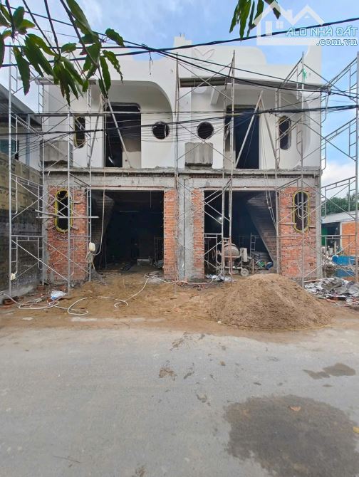 BÁN NHÀ TRỆT LẦU TRỤC CHÍNH HẺM 122 NGUYỄN THÔNG - 2
