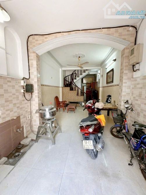 💥KHU BẮC HẢI - ĐẤT THÁNH - P.6 - TÂN BÌNH - GIÁ: 5,9 TỈ - 38M2 - 4 TẦNG ĐÚC - 4 PHÒNG NGỦ - 2