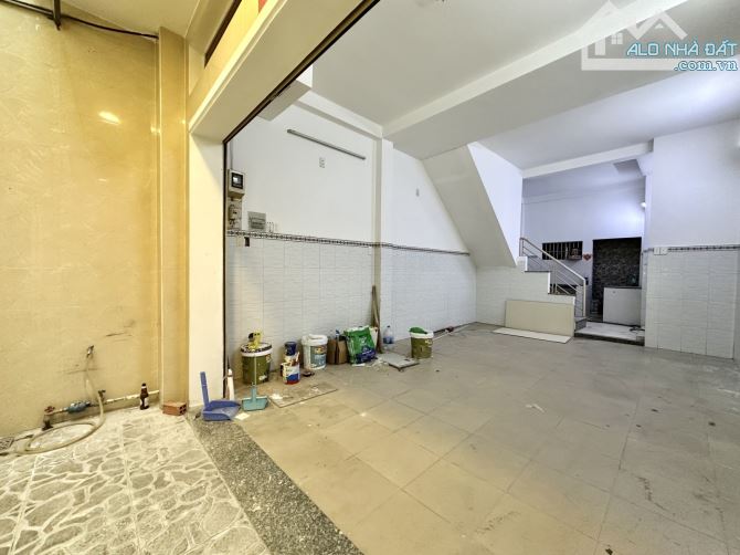 NGUYỄN VĂN ĐẬU, P5 BÌNH THẠNH – Ô TÔ NGỦ TRONG NHÀ – SAU LƯNG MẶT TIỀN – 45M² – 8,35 TỶ - 2