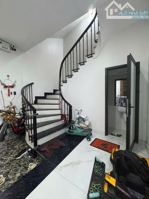 bán nhà Ngõ Chùa Hà, Cầu Giấy DT 51m, 5 Tầng, MT 4.6m 🧧Gia  22.6 tỷ - 2
