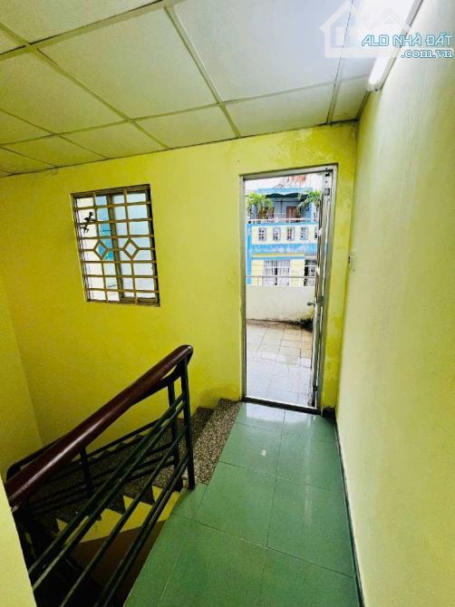 NHÀ 4 TÂNG - 40M2 - 5TẦNG - GIÁP BÀU CÁT - ÂU CƠ TÂN BÌNH - TÂN PHÚ - NHỈNH 5 TỶ - 2