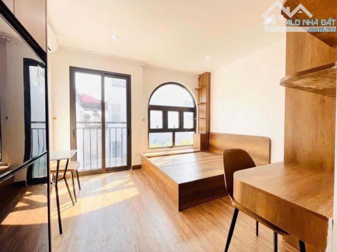 SIÊU PHẨM CẦU GIẤY - Ô TÔ TRÁNH - SÁT PHỐ - XÂY 9 TẦNG THANG MÁY - CÓ HẦM - DT112M2 - 2
