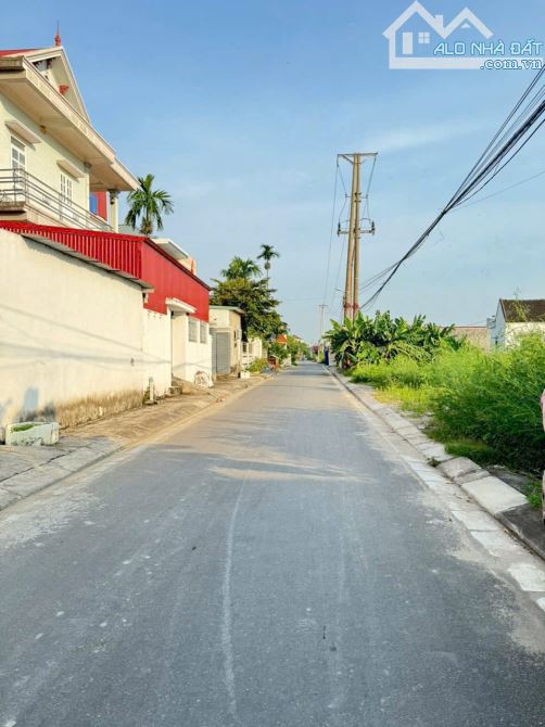 Chính chủ gửi bán lô đất tuyến 2 Phạm Văn Đồng 178,5m2 giá 2ty850 - 2