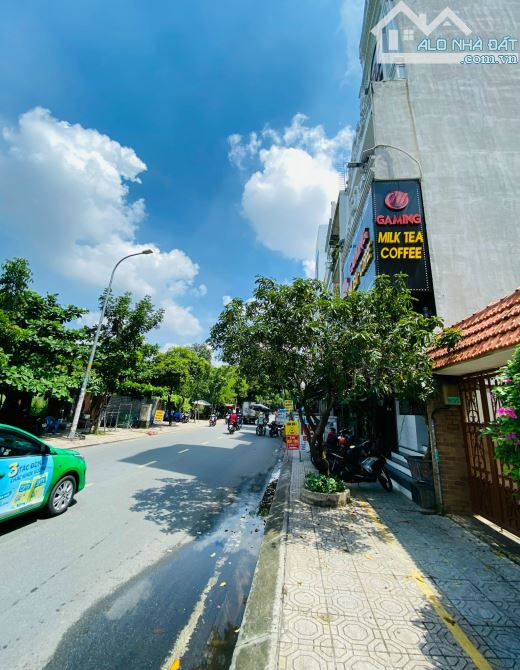 Thở OxY 😱 NHÀ BÁN MT LÊ TUẤN MẬU Q6 (4X16) ĐỐI DIỆN CÔNG VIÊN. GIÁ CHỈ 11.5 TỶ - 1