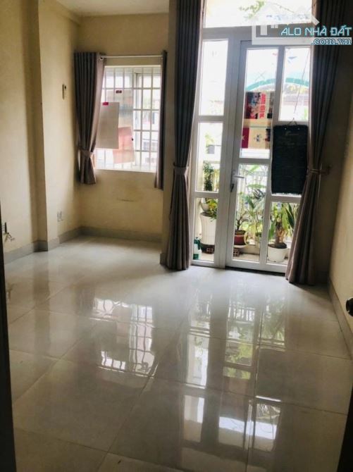 🌹HẺM VIP NHẤT HUỲNH VĂN BÁNH - HẺM 6M XE TẢI THÔNG TỨ PHÍA - 2