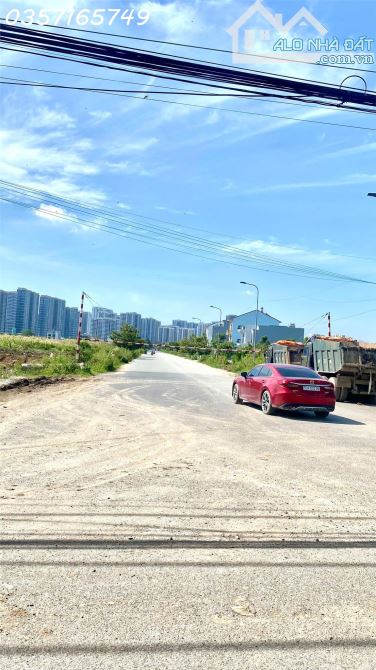 BÁN NHÀ ĐẸP FULL NỘI THẤT - 1 TRỆT 2 LẦU 1 TUM  - 200m2 SỬ DỤNG - CÓ GARA Ô TÔ - KẾ - 2