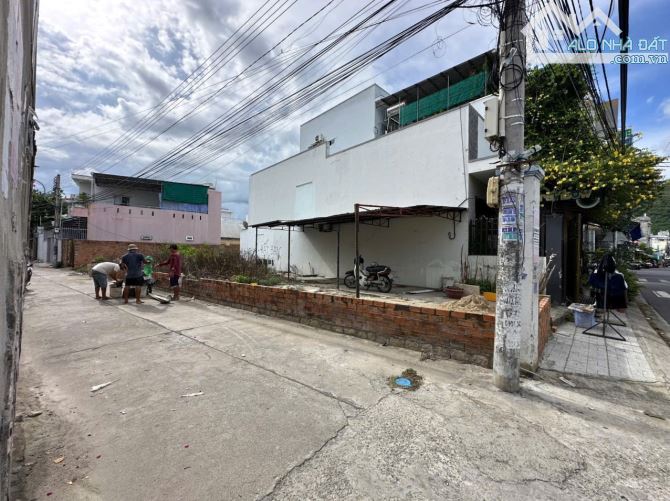 Bán nhanh lô đất 2 mặt tiền đường Phú Đức . Sổ hồng đầy đủ - 2