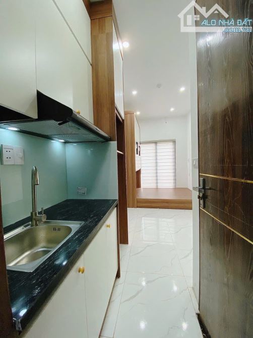 Ối! Toà CHDV Xã Đàn, 65m2*7T, MT 5M, 18 phòng KK, gần phố, đủ GPXD/PCCC, dòng tiền 7%/năm - 2