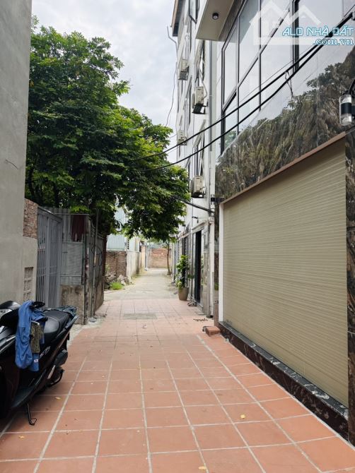 Bán nhà Đàm Quang Trung 42m2 xây 6 tầng thang máy vài bước ra Aeon Long Biên ,cầu Vĩnh Tuy - 2