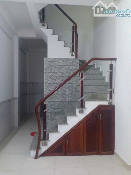 QUẬN 10 ĐƯỜNG ĐIỆN BIÊN PHỦ NHÀ 4 TẦNG BTCT, ĐỦ CÔNG NĂNG, ĐẸP Ở LUÔN. GIÁ CHỈ 6,3 tỷ. - - 2