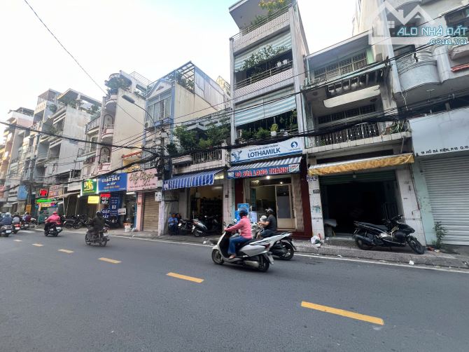 Bán gấp MT Hồ Bá Kiện - Tô Hiến Thành P.15 Q.10 (3,33MX14m) giá chỉ 12 tỷ - 2