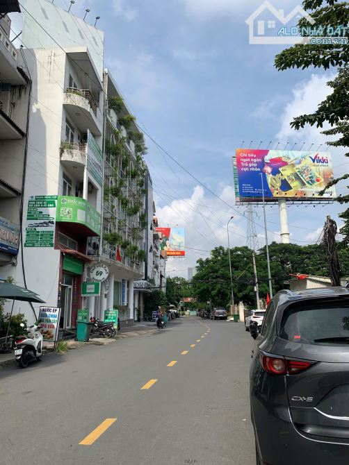 Bán Khách Sạn Trần Não P AN KHÁNH QUẬN 2 GIÁ : 29 TỶ - 2