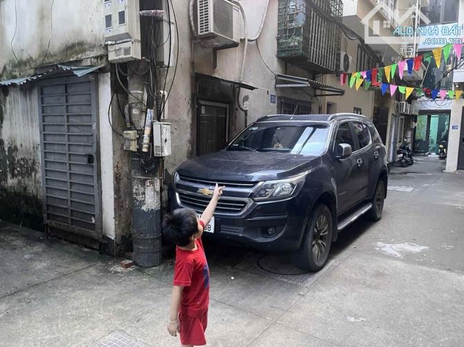 Bán đất tặng nhà Trung Kính, dt35m, lô góc, ô tô tránh, kinh doanh - 2