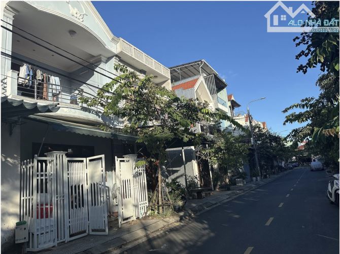 NHÀ MT_ Đường HÒA MỸ 5_ Dt: 77m2_ Giá 4 Tỷ 85 TL - 2