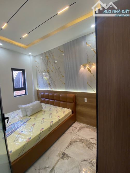 🎯 SIÊU PHẨM GIÁ MỀM – NHÀ 3 TẦNG, 2 MẶT KIỆT OTO – HOÀNG VĂN THÁI, LIÊN CHIỂU- CHỈ 3,X TỈ - 2