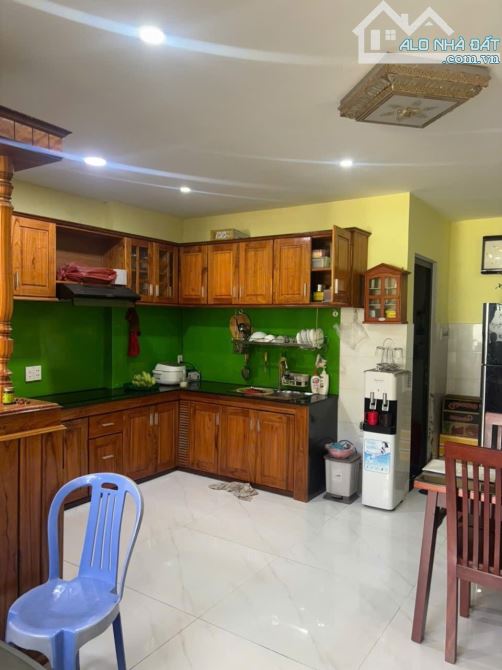 Cần bán gấp nhà 2 tầng đường 5,5 m hoà xuân đà nẵng - 2