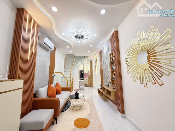 BÁN NHÀ ĐẸP HẺM ĐƯỜNG PHAN XÍCH LONG - PHÚ NHUẬN - 2 TẦNG  - 30M2 -  NHỈNH 5 TỶ - 2