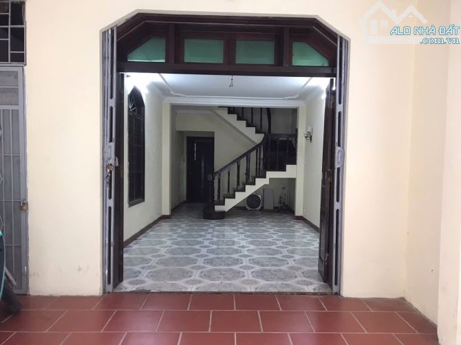BÁN NHÀ MẶT NGÕ Ô TÔ TRÁNH ĐƯỜNG VƯƠNG THỪA VŨ. 100M2 - 4 TẦNG. - 2