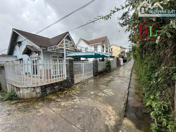 Bán đất tặng nhà Quang Trung Đà Lạt 2 mặt thoáng cách Hồ Xuân Hương 1,3km - 2