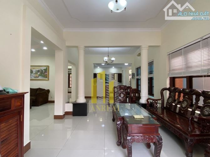 Biệt Thự Khu An Phú Có Sân Rộng 1 Trệt 1 Lầu, 270m2 - Giá 30 Triệu - 2