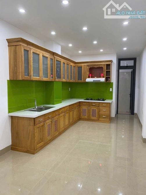 Nhà 2 tầng kiệt Ỷ Lan Nguyên Phi - Hải Châu đầy đủ công năng - 2