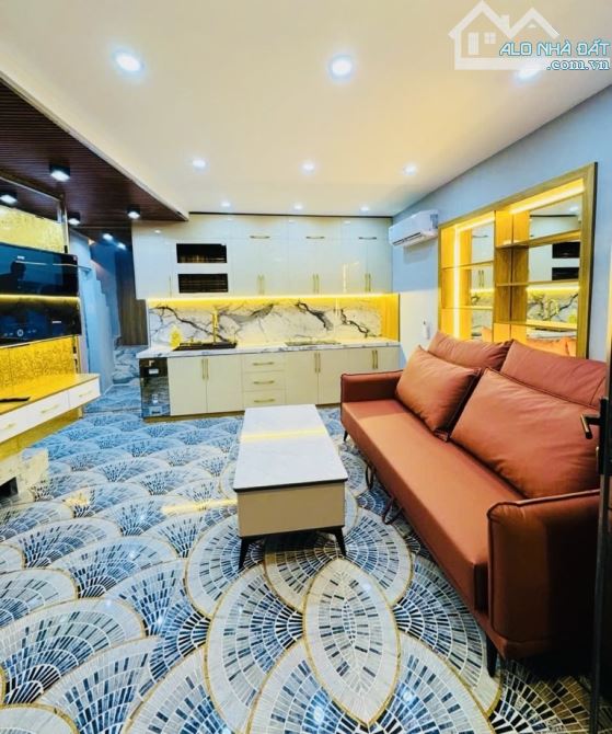 Bán nhà 3 tầng đẹp, 22m² (5x5), Hẻm xe hơn Trần Văn Quang, gần Âu Cơ, chỉ hơn 4 tỷ - 2