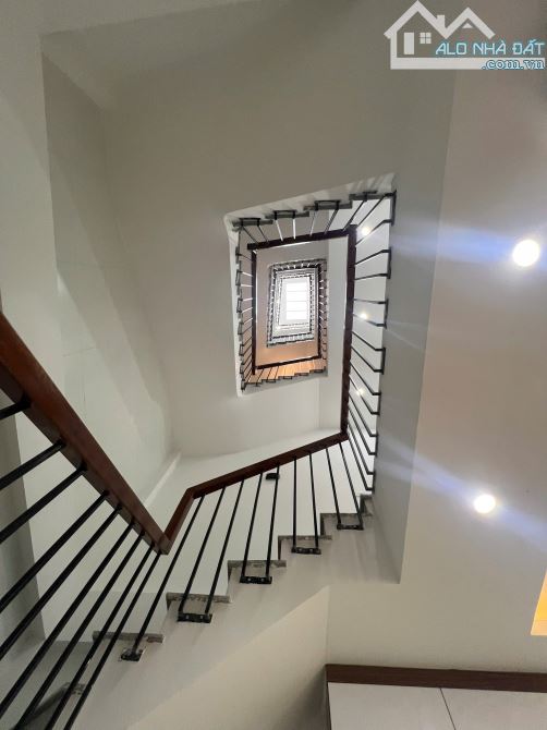 Bán nhà Nghĩa Lộ 5 tầng 40m² đường thông ô tô 5.5 tỷ - 2
