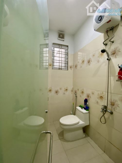 GIÁ RẺ -Nhà 4 Tầng đường 7m5 Hàn Thuyên, - Giá 11 tỷ TL CHÍNH CHỦ - 2