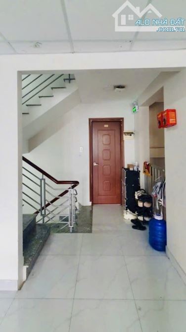 CHDV 13 PHÒNG - LÊ QUANG ĐỊNH - NGANG 5M, NỞ HẬU - 6 TẦNG - 15,5 TỶ - 2