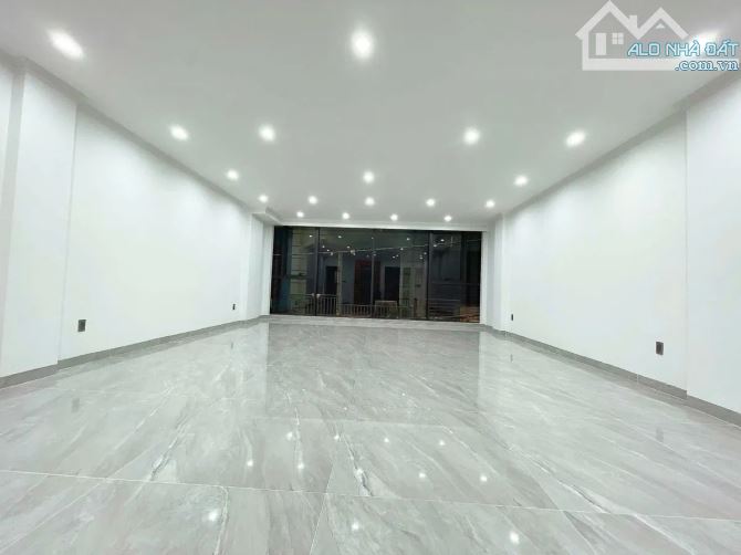 TRUNG TÂM CẦU GIẤY, MẶT TIỀN 6.1M ,7 TẦNG THANG MÁY, Ô TÔ VÀO NHÀ, KINH DOANH36.5 TỶ - 2