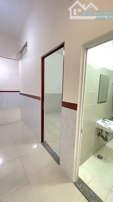 GẤP NGANG 5M - HẺM XE TẢI - Ô TÔ NGỦ TRONG NHÀ - BÌNH TÂN GIÁP TÂN PHÚ - 70M² - 2