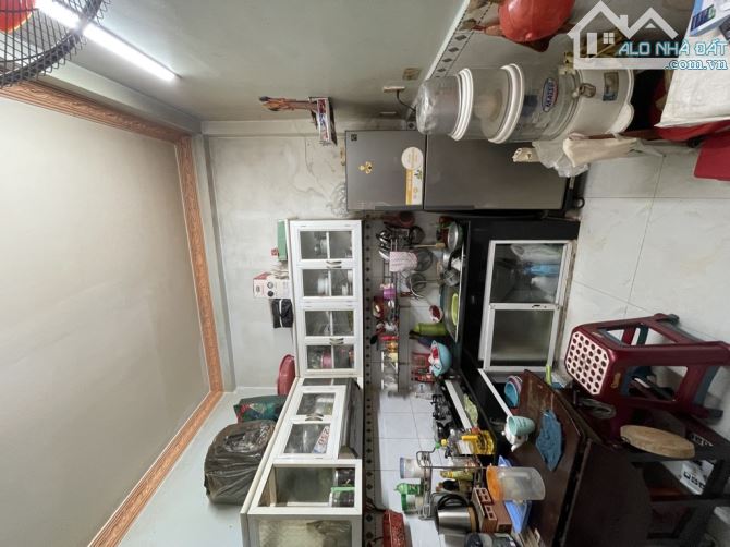 Bán nhà 2 tầng 34m² (4x9), Hẻm xe hơi Hòa Bình, gần Tô Hiệu, chỉ hơn 4 tỷ - 2