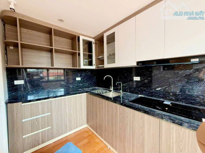 🌟Nhỉnh 4 tỷ tập thể Pháo Đài Láng_Đống Đa-Tầng 2_Lô góc_sổ to 60m2 2pn ở ngay🌟 - 2