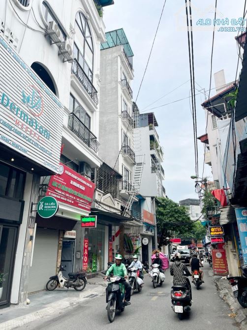 HOÀNG NGÂN - THANH XUÂN - VỊ TRÍ VÀNG - VỈA HÈ RỘNG - MẶT TIỀN RỘNG - KINH DOANH - 13.9 T - 2
