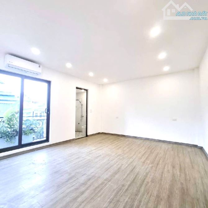 BÁN NHÀ THẠCH BÀN 46M2, 6 TẦNG THANG MÁY, Ô TÔ ĐỖ CỔNG, 7.8 TỶ - 2