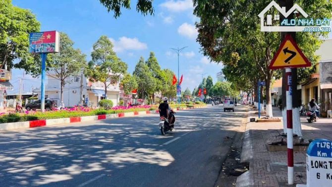 🏘️ Đất 152m², thổ cư 150m², mặt tiền kinh doanh, gần TTHC Xã Đất Đỏ, giá 3.4 tỷ 💰 - 2