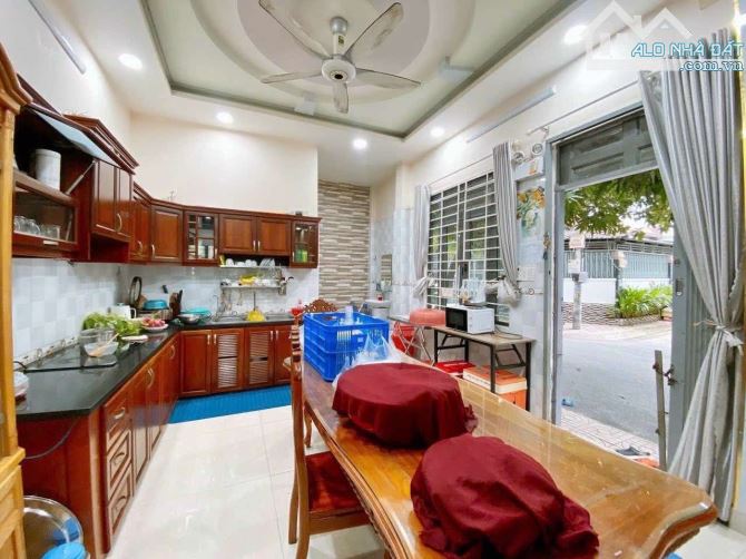Bán nhà HXH 6m Phạm Văn Chiêu P.An Hội Tây 4 tầng 80m2 giá 8.5 tỷ - 2