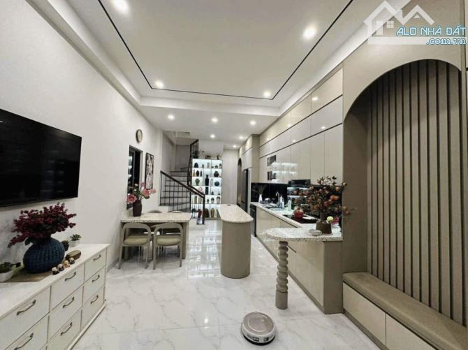 Cắt lỗ 900tr Bán nhà Trần Khánh Dư - Quận 1 Giá 5tỷ630/60m2 SỔ HỒNG RIÊNG - 2