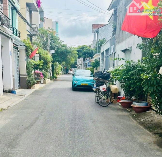 BÁN LÔ GÓC TRƯƠNG CÔNG ĐỊNH P.8 TP.VT HẺM 2ÔTÔ TRÁNH NHAU VÀO GẦN CỰC ĐẸP. GIÁ CHỈ 7,5 TỶ - 2