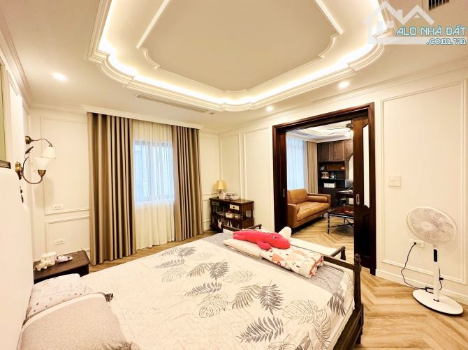 Chính chủ giảm 2 tỷ bán nhà lô góc Nghĩa Tân,Cầu Giấy 3 thoáng,ngõ thông ô tô vào nhà - 2