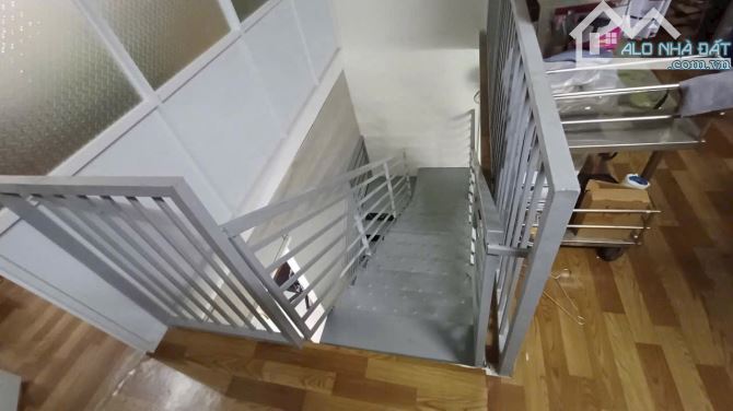 Nhà Mặt Tiền Thạnh Lộc 16 _ ngang 4.8 * 18 - 2