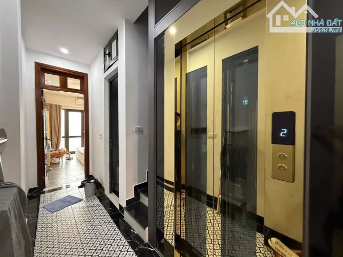 Bán nhà Trần khát chân, ô tô vào nhà, 2 mặt ngõ lớn, dtsd lớn 74m2 x 6 tầng tm - 1