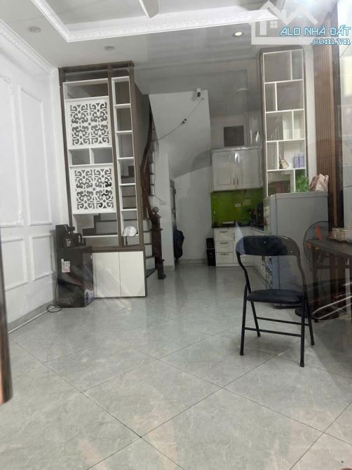 Bán gấp nhà đa sỹ Hà Đông vị trí vàng trung tâm kiến hưng ngõ rộng - 2