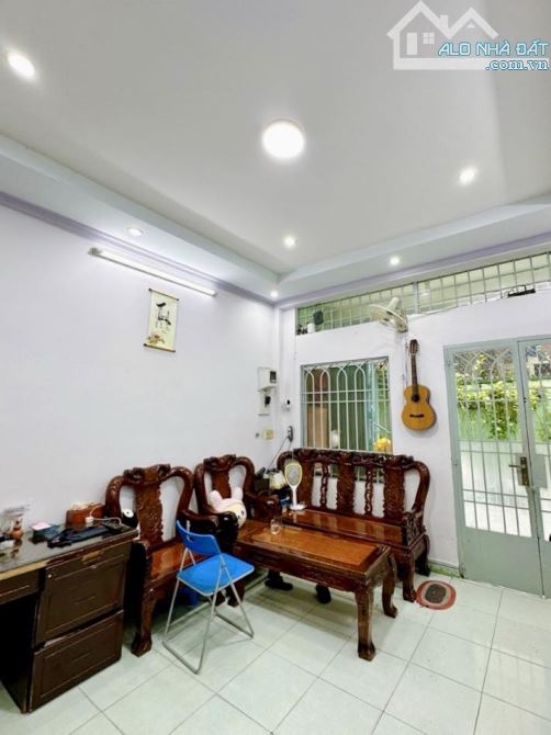 Duy nhất trong tuần 7 tỷ nhỉnh - NGAY NHÀ THỜ CHÍ HOÀ - BÀNH VĂN TRÂN, vuông vức 4x14, 4PN - 2
