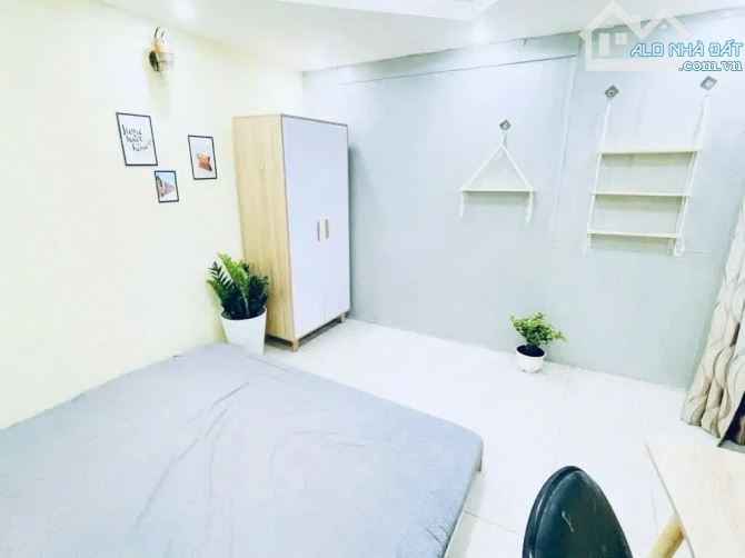 CĂN GÓC 3 MẶT TIỀN – HUỲNH VĂN BÁNH – 7 PHÒNG NGỦ – THUÊ FULL – NHỈNH 9 TỶ - 2
