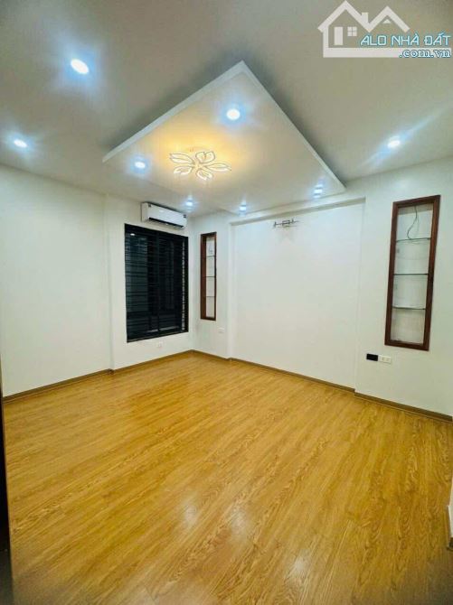 SIÊU PHẨM HỒNG ĐÔ - LÊ QUANG ĐẠO - SÁT ĐƯỜNG ĐUA F1 - GIÁ CHỈ 7.X T - 2